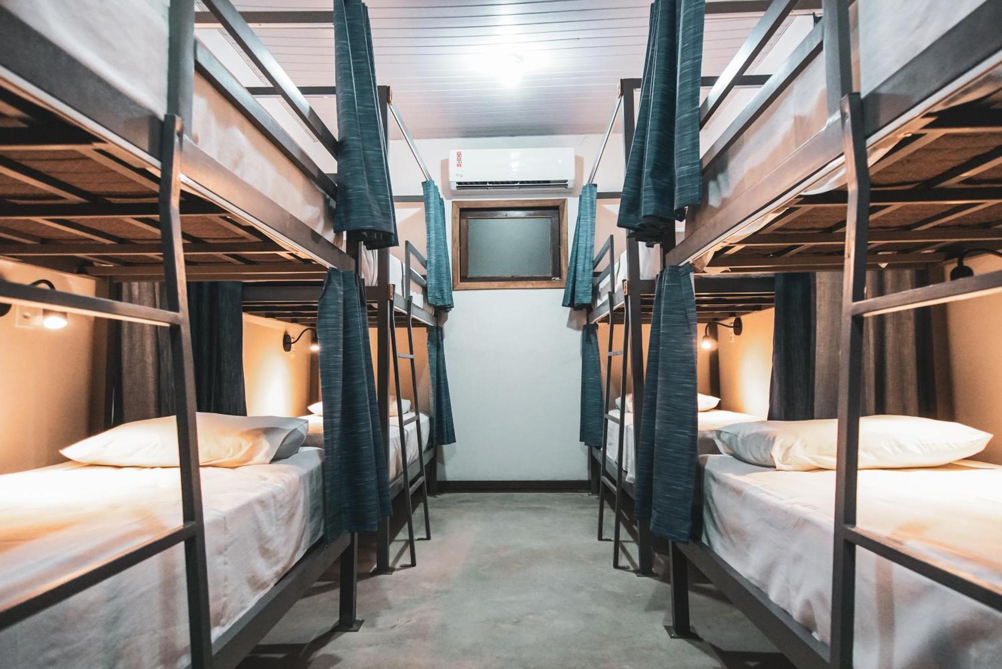 Local Hostel Novo Airão Esterno foto